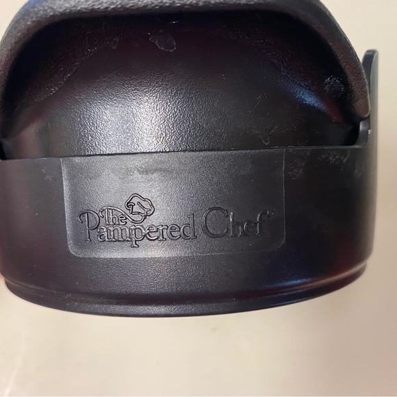 Pampered Chef veggie wedge slicer - Picture 2 of 4